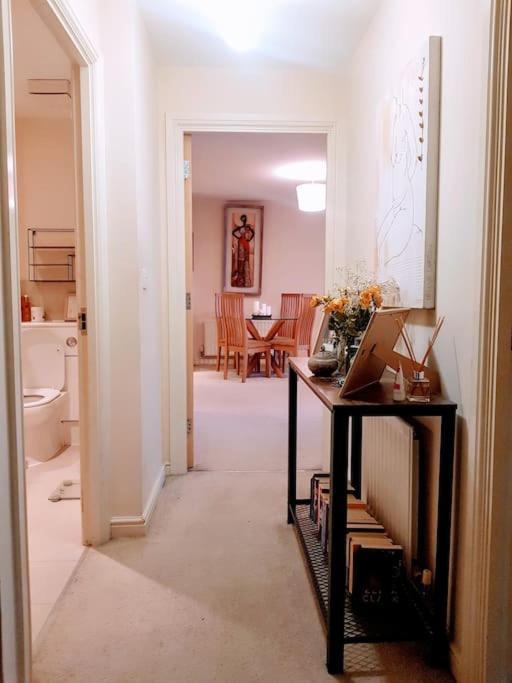 Central Spacious And Secure With A Double Bed Edgware Zewnętrze zdjęcie